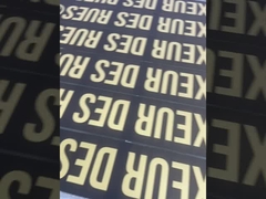 in silicone trên dây chuyền