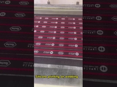 dây chuyền có logo silicon 3D nổi bật