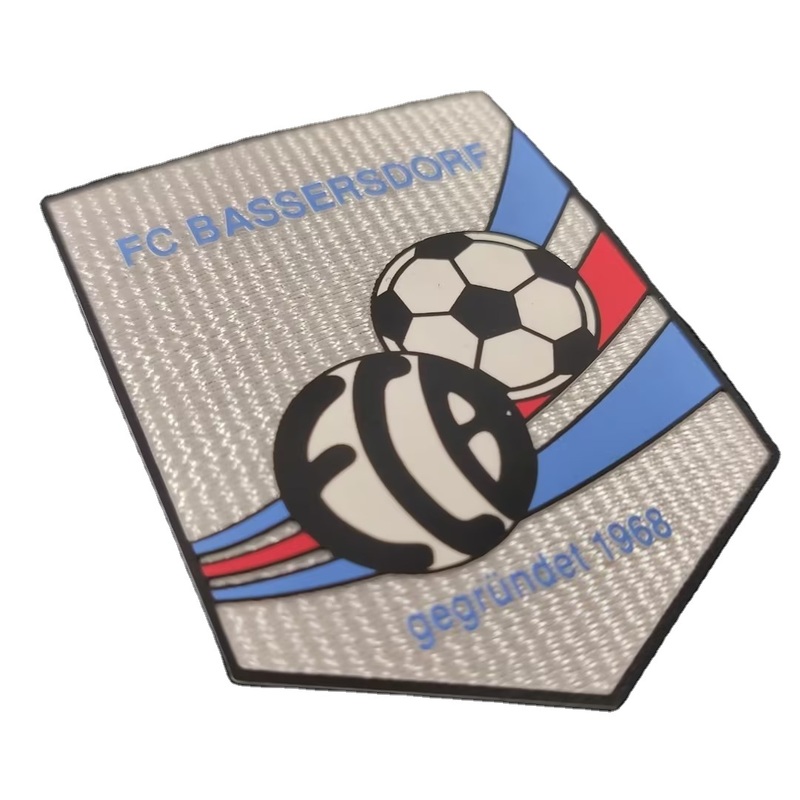 Custom Square Shape 3D Silicone Patch with Ultrasonic Cut and Plating Technics for Garment Use